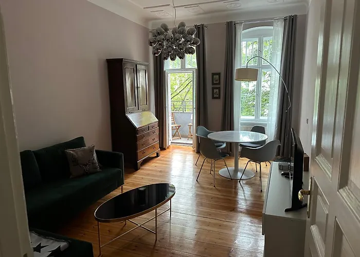 Frisch Sanierte Altbauwohnung Helmholtzplatz